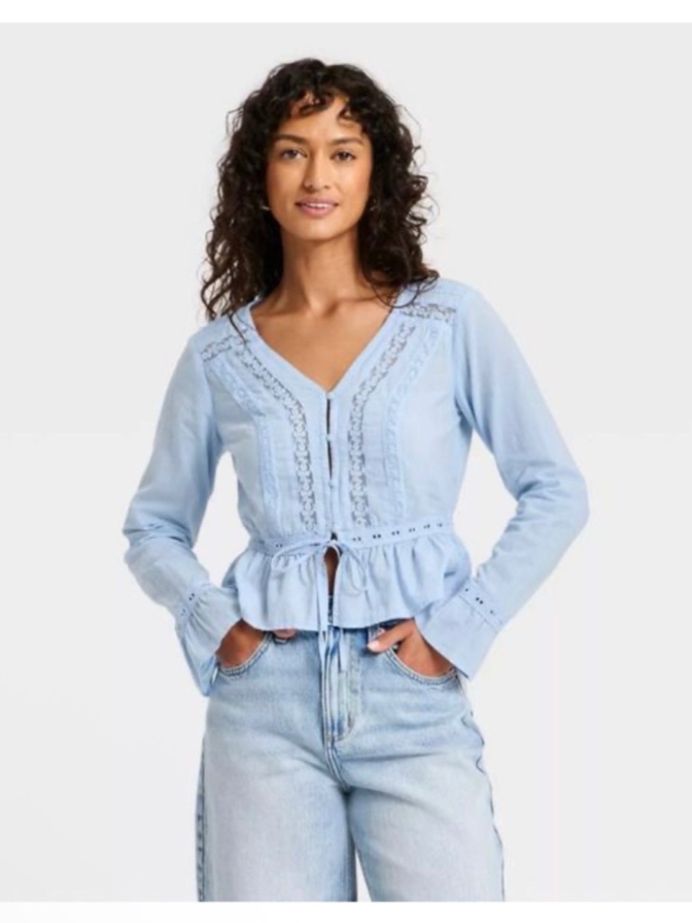 Universal Thread Women's Ruffle Long Sleeve Lace Trim Blouse XL Blue NWT